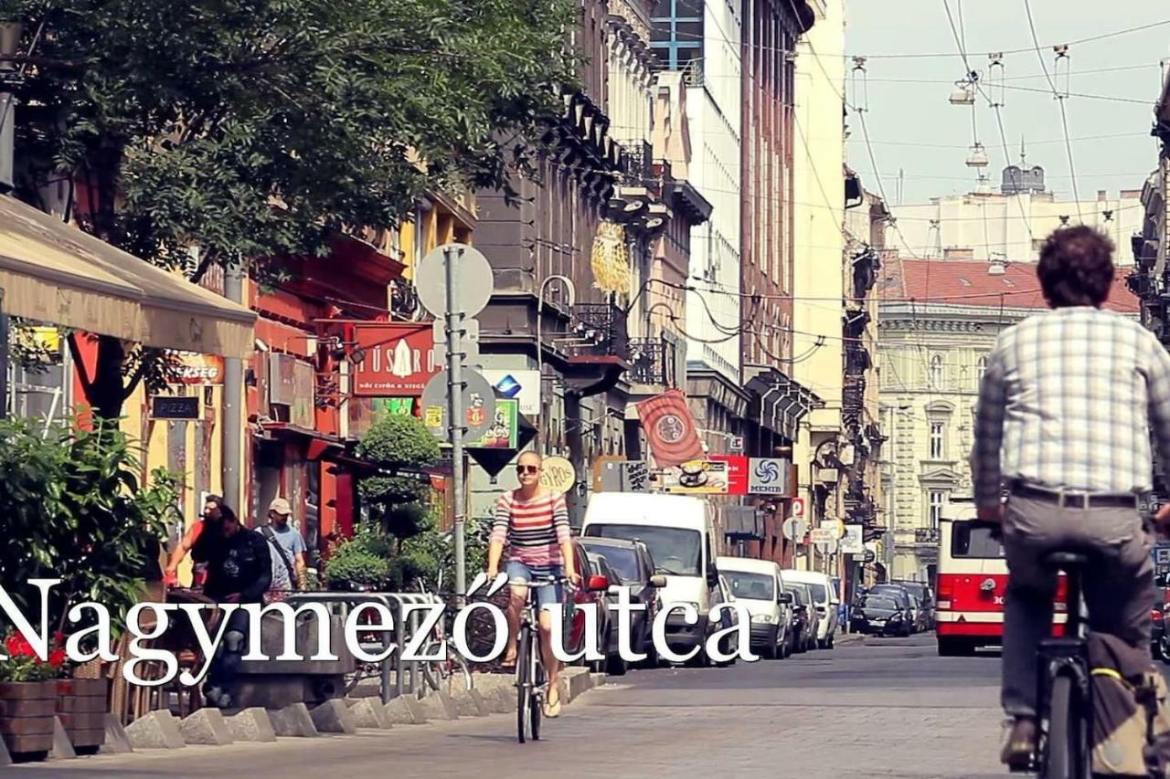 Cozy Downtown Studio Apartment Budapest Bagian luar foto