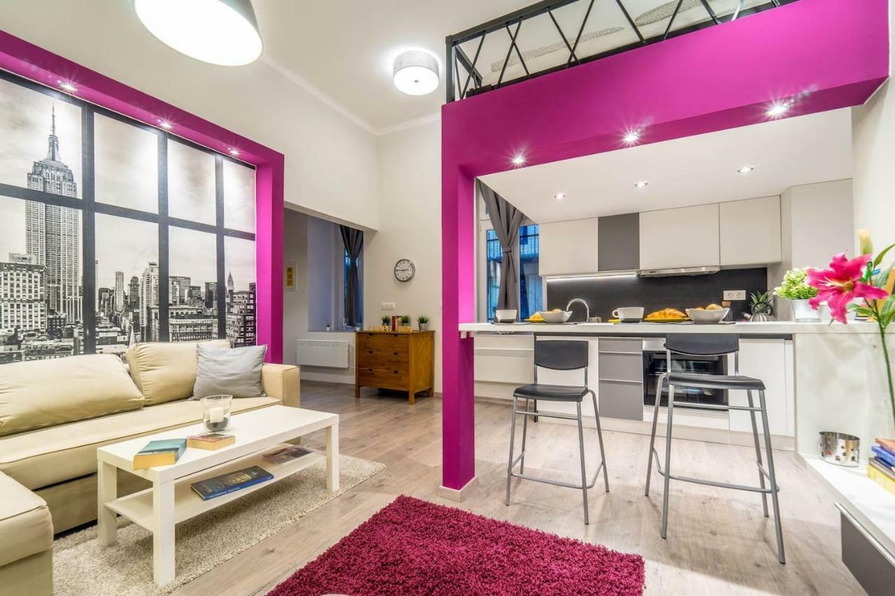 Cozy Downtown Studio Apartment Budapest Bagian luar foto